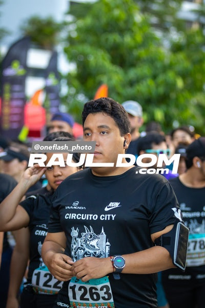 CircuitoCity5K-oneflashphoto-135.jpg