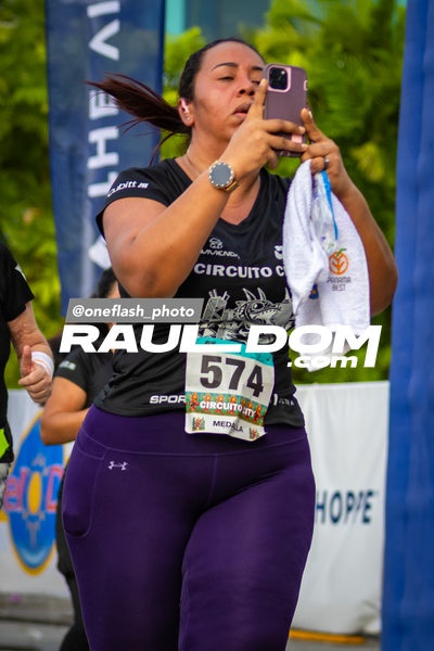 CircuitoCity5K-oneflashphoto-1373.jpg