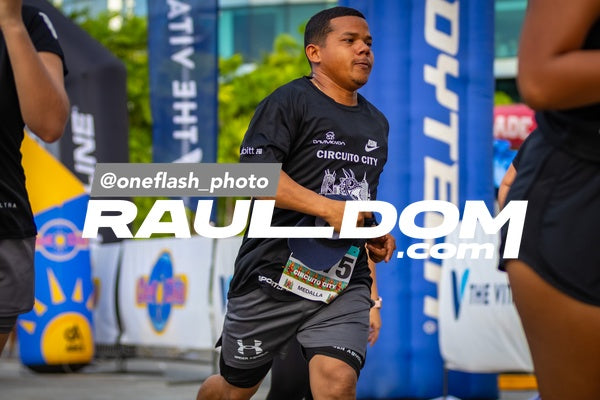 CircuitoCity5K-oneflashphoto-1393.jpg