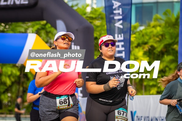 CircuitoCity5K-oneflashphoto-1402.jpg