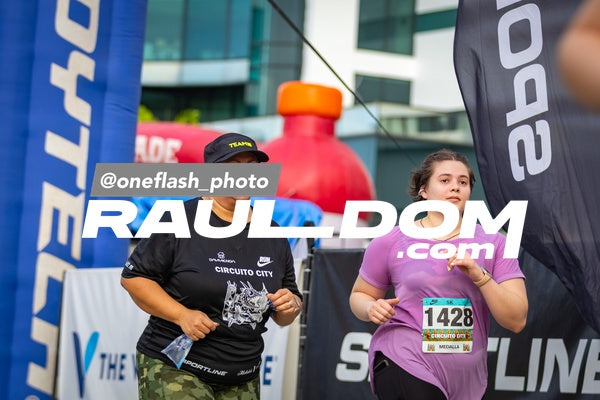 CircuitoCity5K-oneflashphoto-1421.jpg