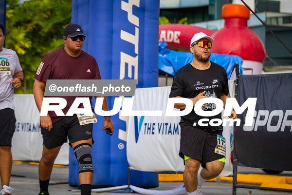 CircuitoCity5K-oneflashphoto-1439.jpg