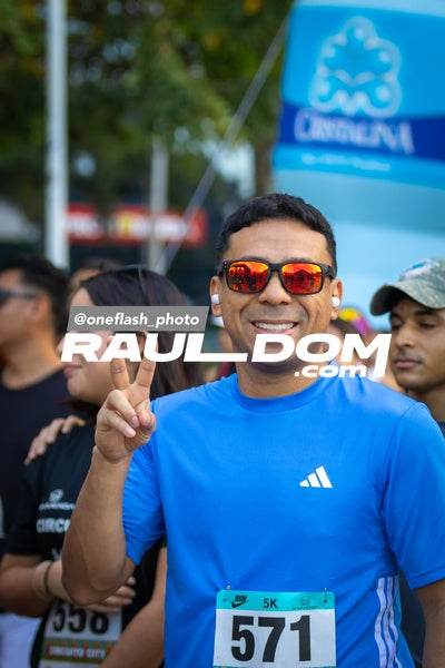 CircuitoCity5K-oneflashphoto-145.jpg