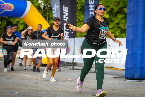 CircuitoCity5K-oneflashphoto-1458.jpg