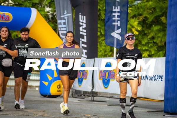 CircuitoCity5K-oneflashphoto-1464.jpg