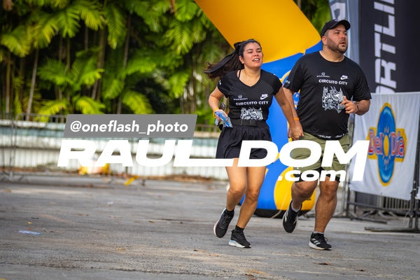 CircuitoCity5K-oneflashphoto-1507.jpg