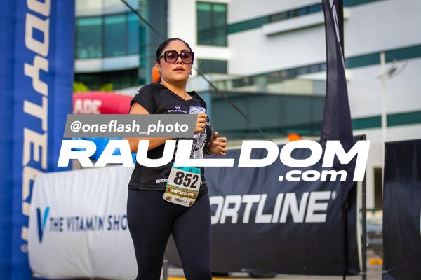 CircuitoCity5K-oneflashphoto-1555.jpg