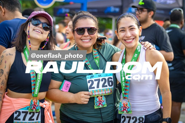 CircuitoCity5K-oneflashphoto-1607.jpg