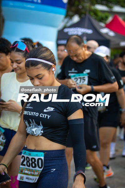 CircuitoCity5K-oneflashphoto-173.jpg