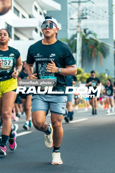 CircuitoCity5K-oneflashphoto-278.jpg