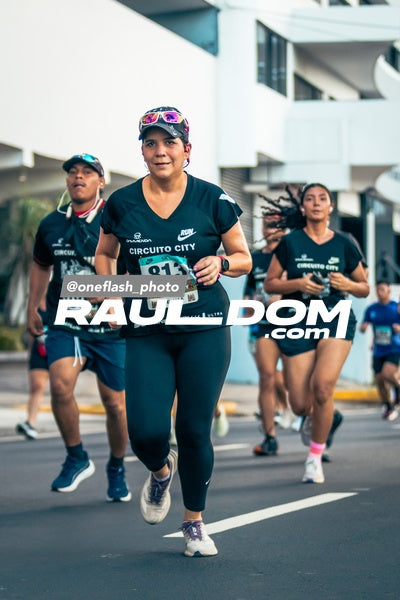 CircuitoCity5K-oneflashphoto-310.jpg