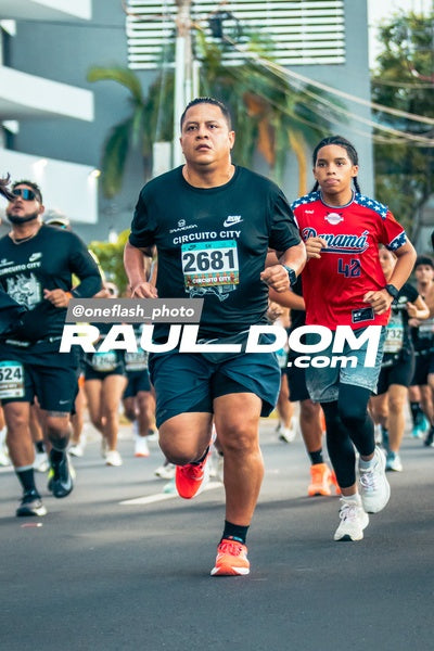 CircuitoCity5K-oneflashphoto-376.jpg
