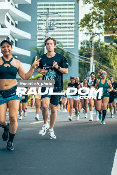 CircuitoCity5K-oneflashphoto-379.jpg