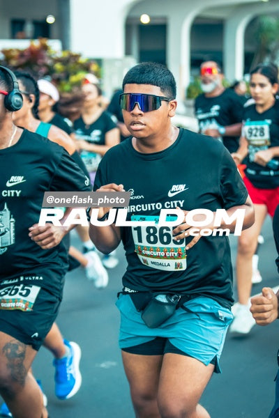 CircuitoCity5K-oneflashphoto-425.jpg
