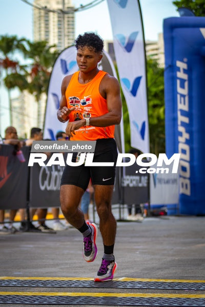 CircuitoCity5K-oneflashphoto-473.jpg