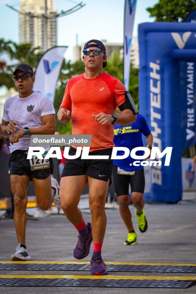 CircuitoCity5K-oneflashphoto-488.jpg
