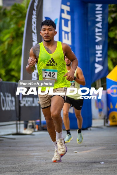 CircuitoCity5K-oneflashphoto-494.jpg