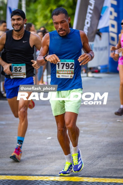 CircuitoCity5K-oneflashphoto-502.jpg
