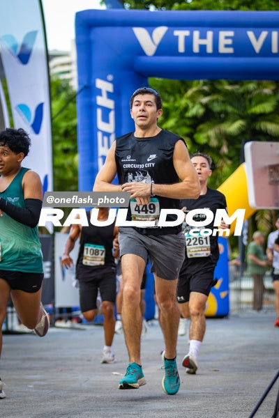 CircuitoCity5K-oneflashphoto-575.jpg