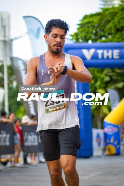 CircuitoCity5K-oneflashphoto-588.jpg