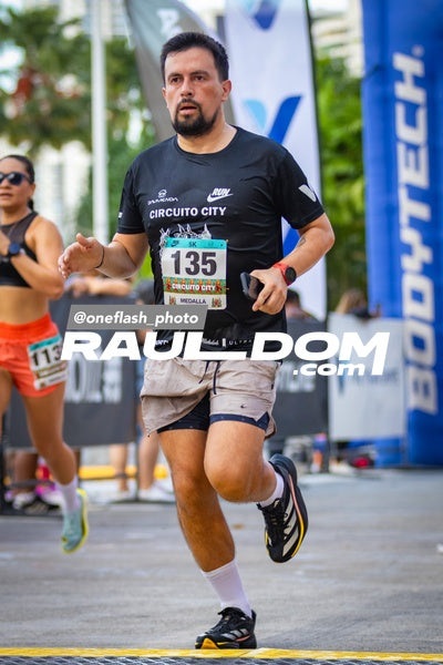 CircuitoCity5K-oneflashphoto-594.jpg