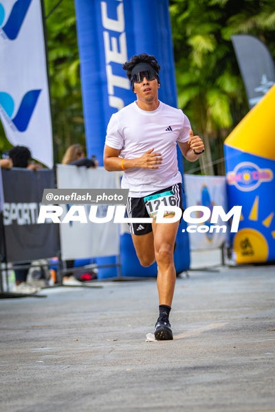CircuitoCity5K-oneflashphoto-608.jpg