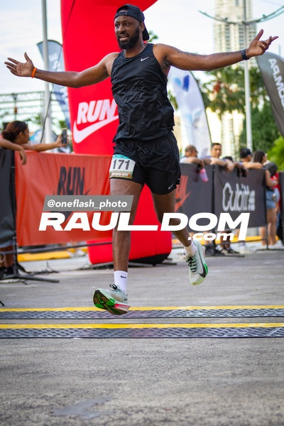 CircuitoCity5K-oneflashphoto-626.jpg