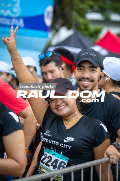 CircuitoCity5K-oneflashphoto-63.jpg