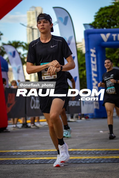 CircuitoCity5K-oneflashphoto-633.jpg