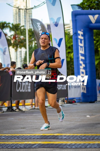 CircuitoCity5K-oneflashphoto-659.jpg