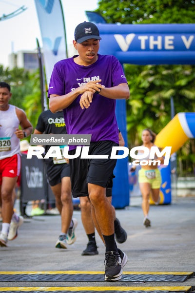 CircuitoCity5K-oneflashphoto-665.jpg