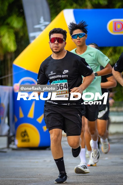 CircuitoCity5K-oneflashphoto-693.jpg
