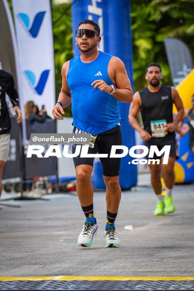 CircuitoCity5K-oneflashphoto-696.jpg