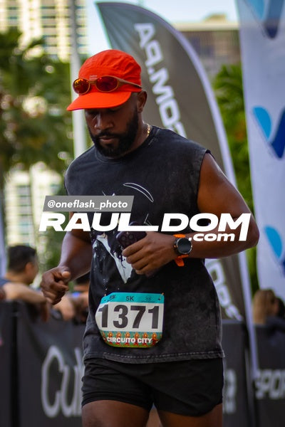CircuitoCity5K-oneflashphoto-703.jpg