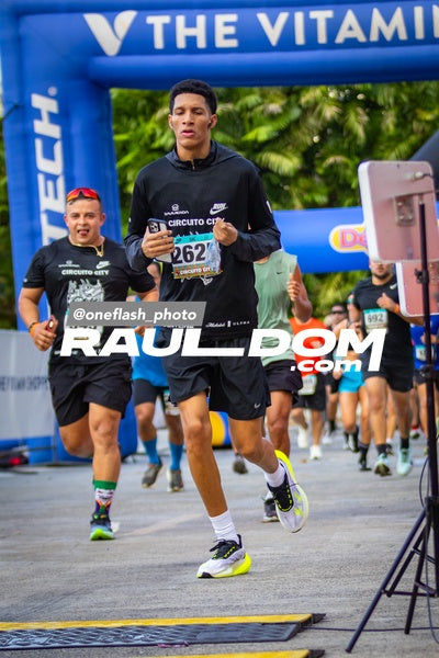 CircuitoCity5K-oneflashphoto-727.jpg