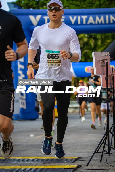CircuitoCity5K-oneflashphoto-737.jpg