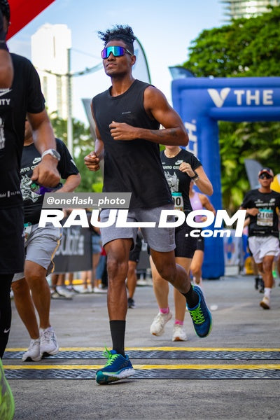 CircuitoCity5K-oneflashphoto-738.jpg