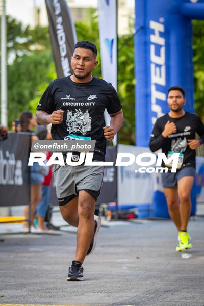 CircuitoCity5K-oneflashphoto-759.jpg