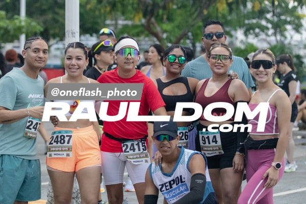 CircuitoCity5K-oneflashphoto-8.jpg