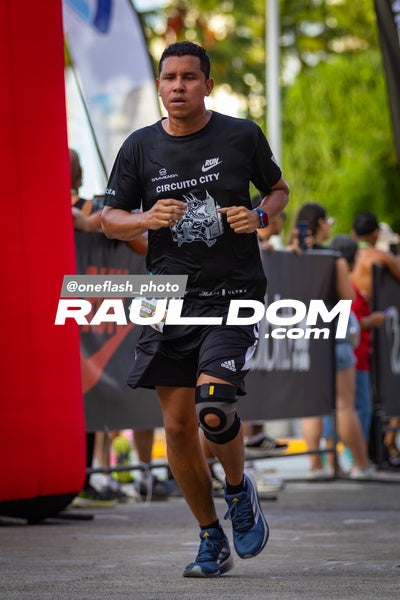 CircuitoCity5K-oneflashphoto-800.jpg