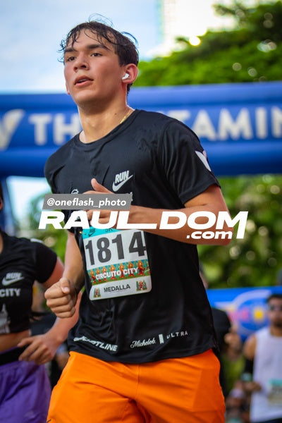 CircuitoCity5K-oneflashphoto-833.jpg