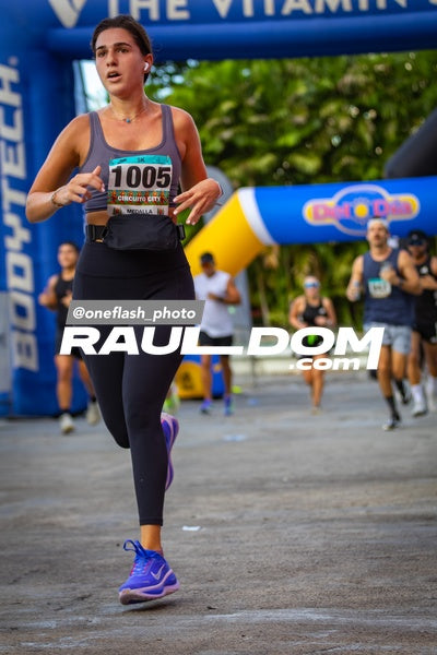 CircuitoCity5K-oneflashphoto-844.jpg