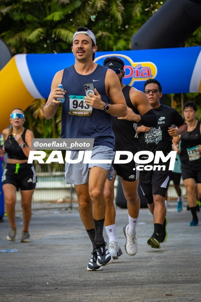 CircuitoCity5K-oneflashphoto-845.jpg