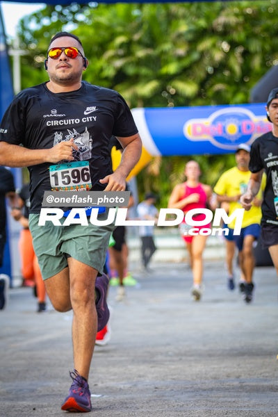 CircuitoCity5K-oneflashphoto-879.jpg
