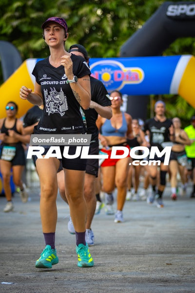 CircuitoCity5K-oneflashphoto-882.jpg