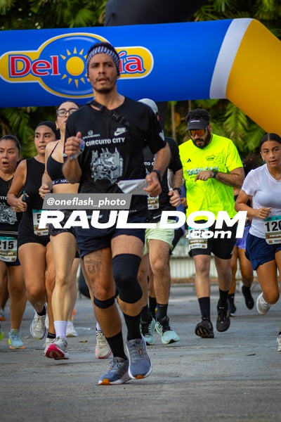 CircuitoCity5K-oneflashphoto-884.jpg