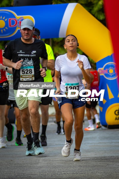 CircuitoCity5K-oneflashphoto-886.jpg