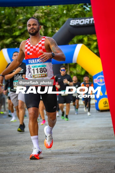 CircuitoCity5K-oneflashphoto-892.jpg