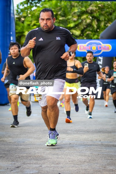 CircuitoCity5K-oneflashphoto-899.jpg