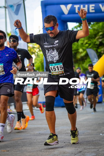 CircuitoCity5K-oneflashphoto-919.jpg